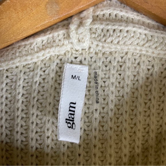 𝅺glam Women's Hooded Sweater Oversized Baggy and Soft Cream Size Medium Large - Picture 4 of 14